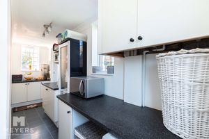 Photo 33- click for photo gallery